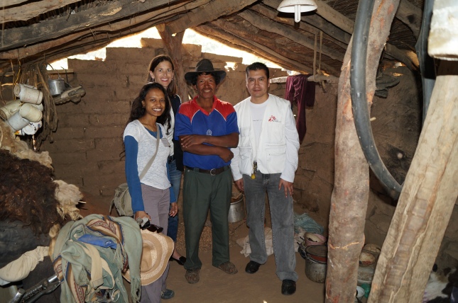 Prasanga and Heather were all smiles when they met recent pacemaker recipient, Roberto Veizaga, who lives with his wife and six children in the mountains outside of Aiquile. Dr. Roger Arteaga was one of several MSF staffers who accompanied us in Aiquile.
